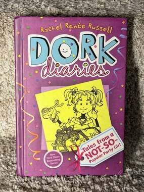 Dork Diaries: Tales from a NOT-SO-Popular Party Girl (4 available)